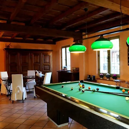 Guest House I Vicini Di Cesare 4*